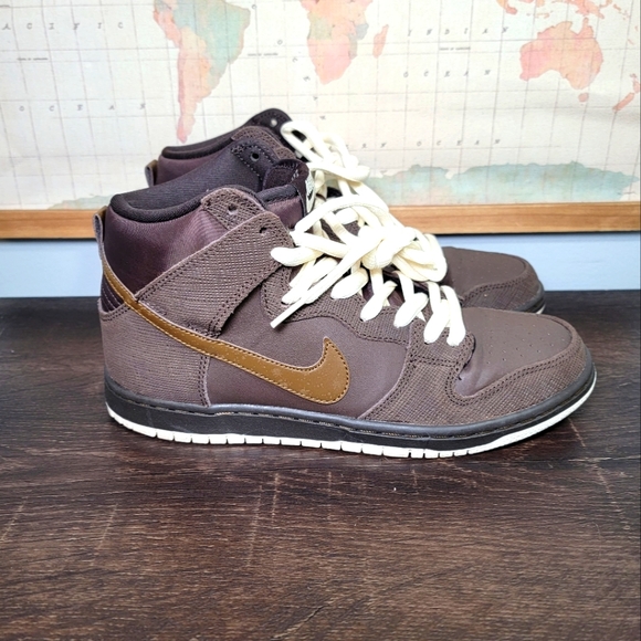 Nike SB Dunk High Baroque Brown Mens Sz 8.0 Womens Sz 9.5 - Picture 3 of 4